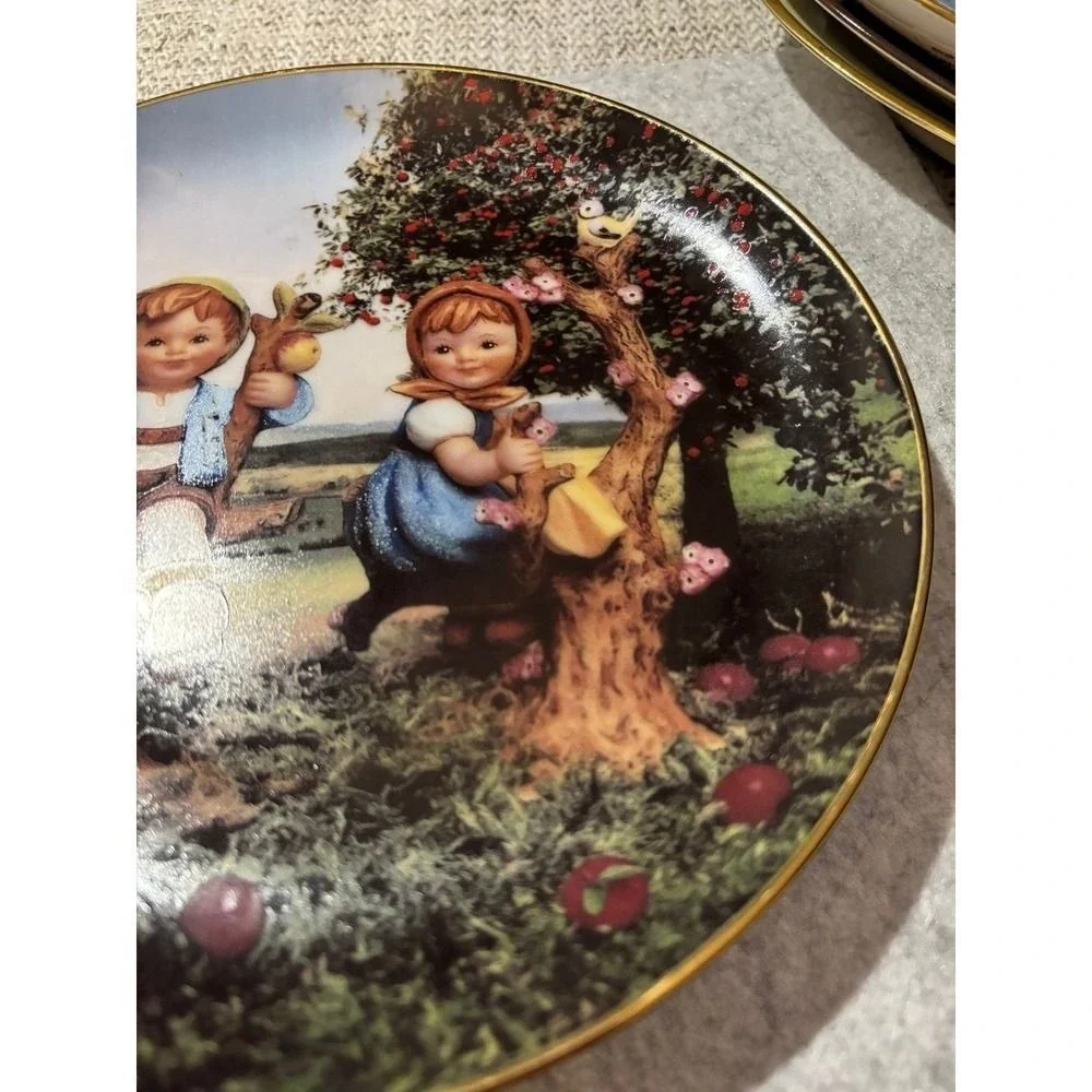 Plate Danbury Mint Apple Tree Boy and Girl
